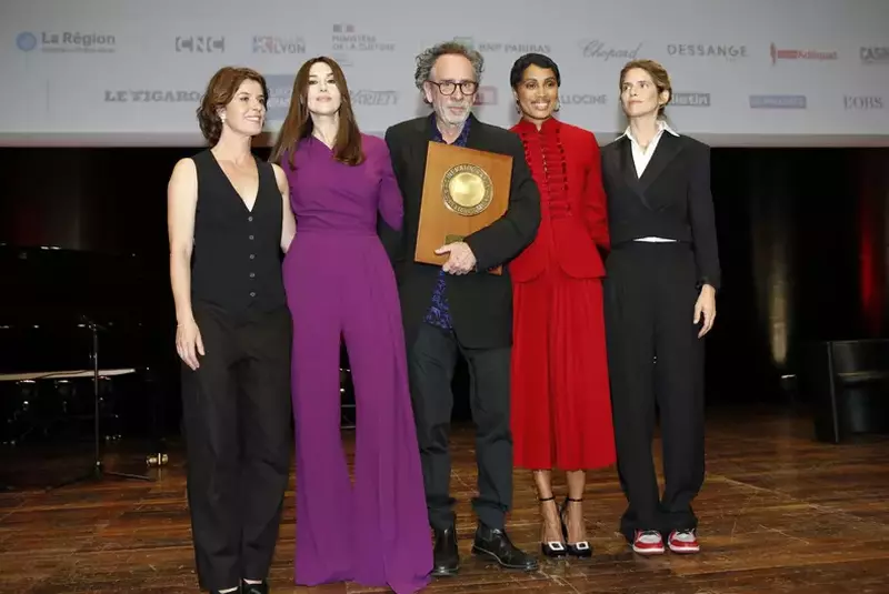 hepta_6725124-scaled