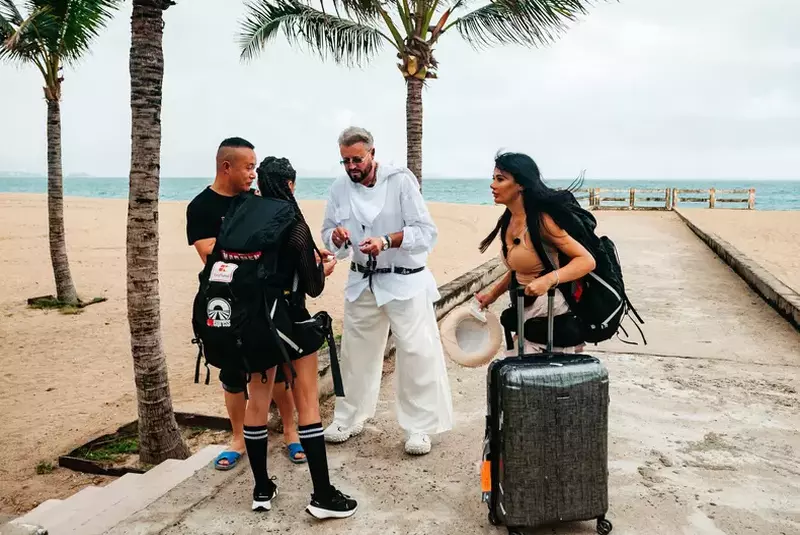 catalin botezatu la asia express