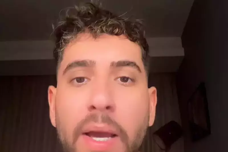 fulgy si familia lui