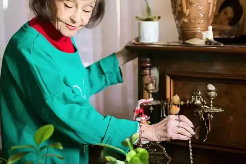 marina-voica-senzuala-in-tinerete2