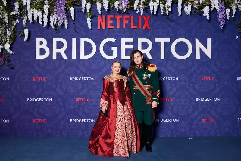 balul-mascat-bridgerton-4