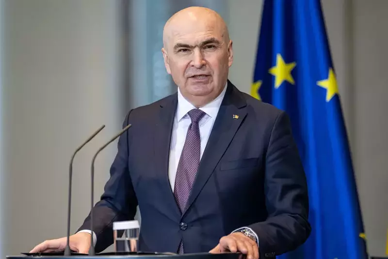 hepta_8676620-1-scaled