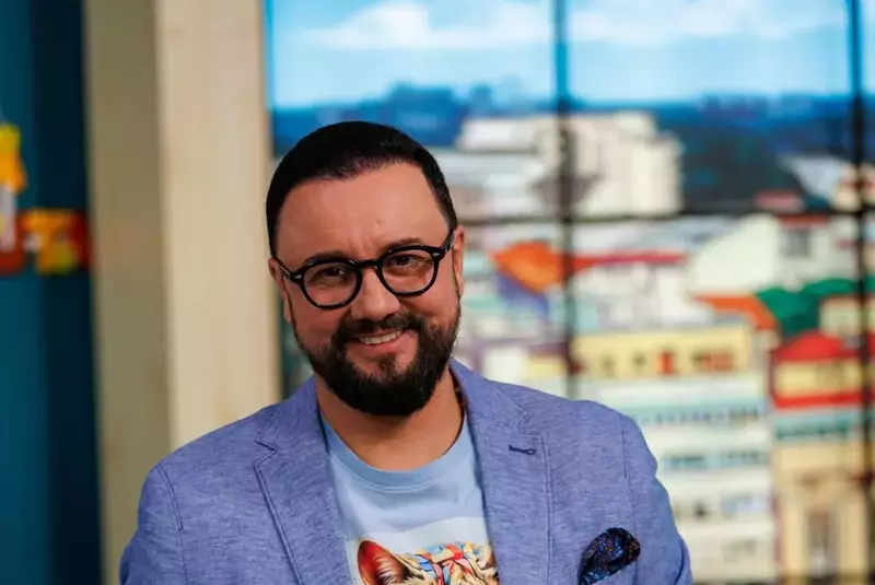 catalin-maruta-furnicutele-scama-blana-antena-1