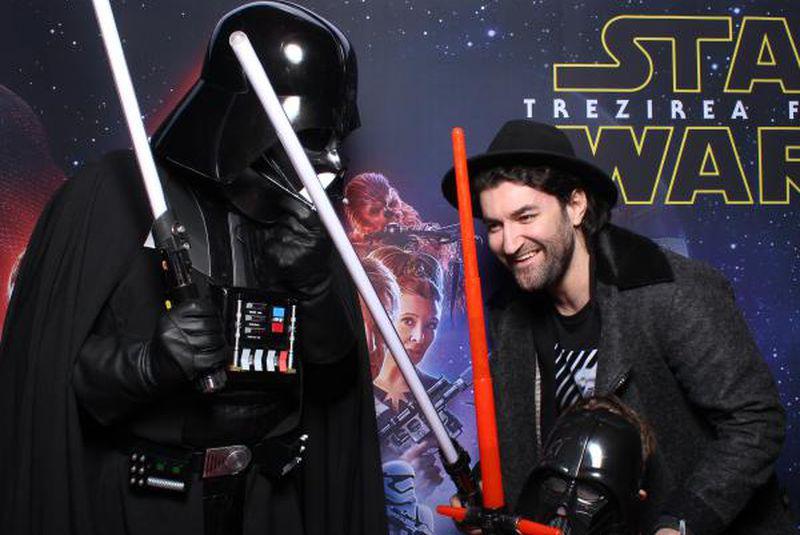 Vedetele Au Urmărit In Avanpremieră Filmul Anului Star Wars Trezirea Forţei Evenimente Mondene Flash News Vedete Si Evenimente Viva Ro