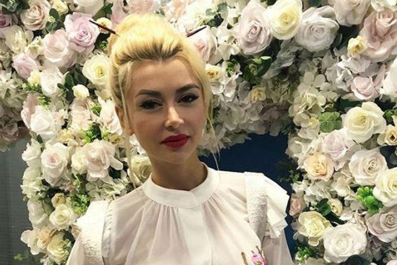 Denisa de la Bambi e transformată total. Operațiile ...