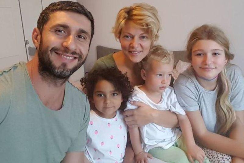 Dana Nălbaru Adevărul Despre Problemele Apărute După Ce Ea și Dragoș Bucur Au Infiat Un Copil Măricel Nu A Fost Ușor Cu Fetița De 5 Ani