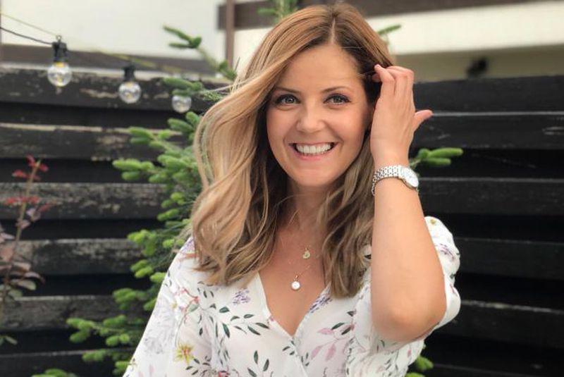 Nadina Campean știrista De La Antena 3 A Făcut Nuntă Vedeta A Purtat O Rochie De Mireasă Neobișnuită N Ai Mai Văzut Așa