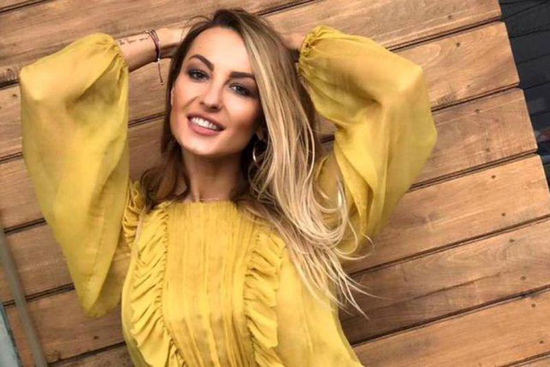 Flavia Mihăsan Prima Poză In Costum De Baie După Ce A Născut Cum A Slăbit 8