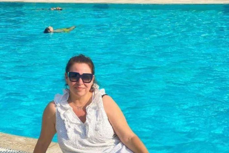 Oana Roman a slăbit considerabil. Vedeta se mândrește cu noua siluetă și s-a răsfățat la piscină