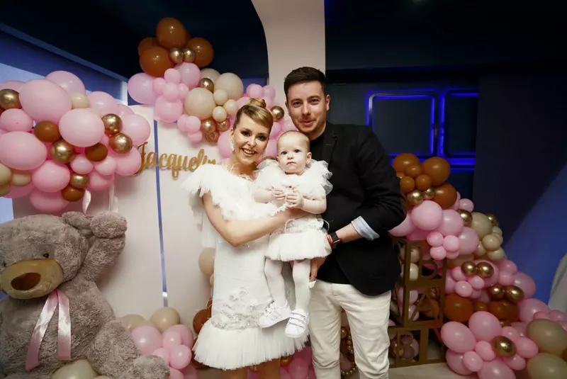petrecere-jacqueline-diana-parvu-sergiu-negotiu-piloff-7