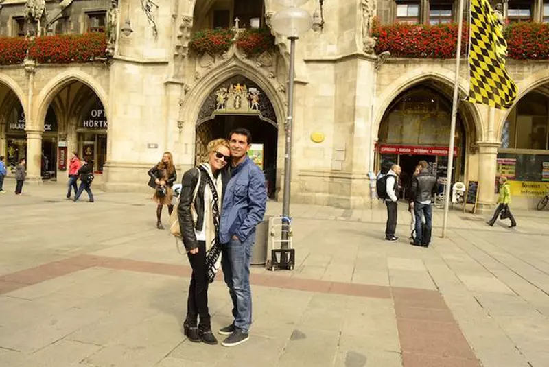 Laura Cosoi Germania