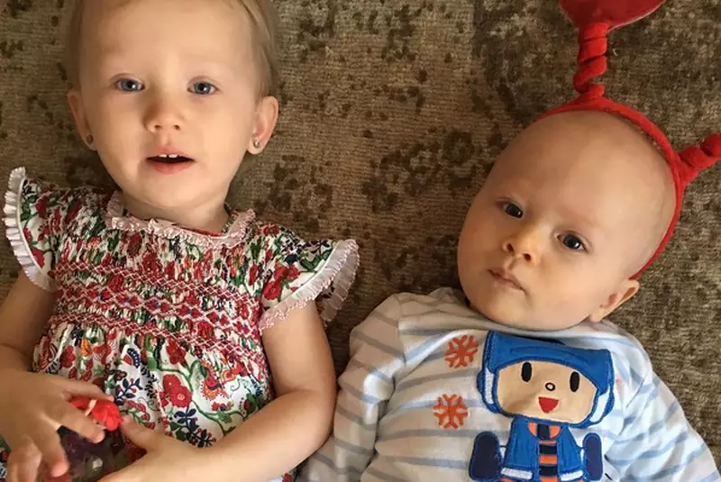 Hilaria si micutul Leonardo