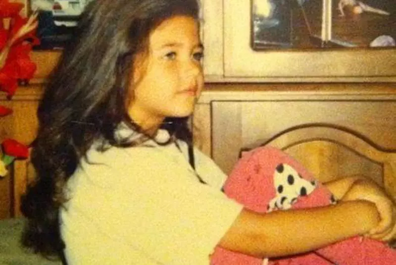 Antonia alături de tatăl ei, Mihai Iacobescu.