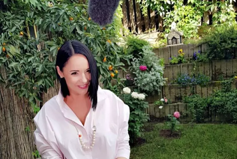 Andreea Marin si Violeta