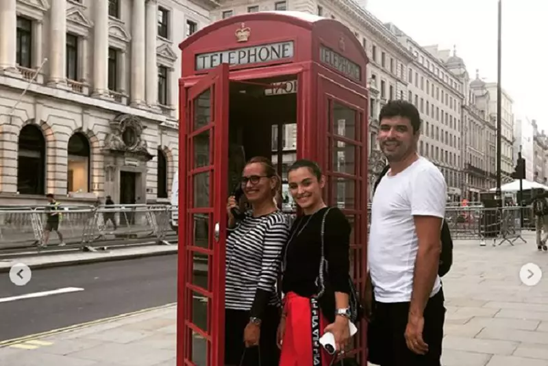 Alexia Eram incepe facultatea