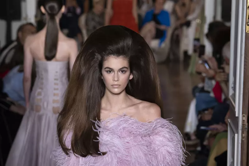 Kaia Gerber și mama ei, Cindy Crawford, seamănă ca două picături de apă.