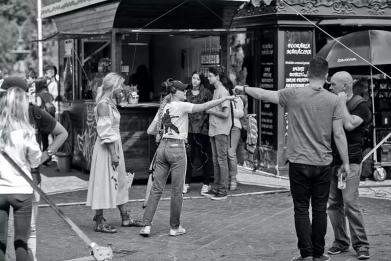 Gina Pistol şi Smiley, primele fotografii din filmul „Oh, Ramona” în care joacă împreună