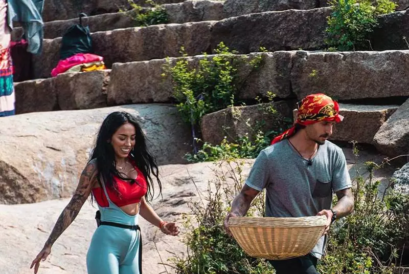 Adrian Robert și Ruby