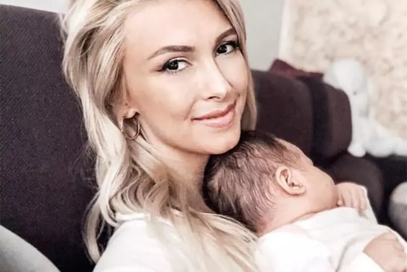 Andreea Balan pregătește botezul Micuței Clara