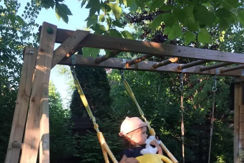 Simona Gherghe are doi copii