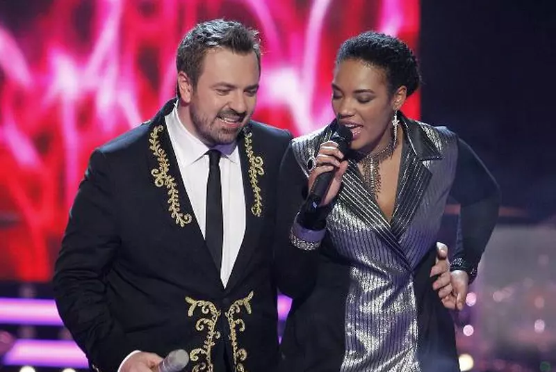 Julie Mayaya a câștigat „Vocea României” în 2012.