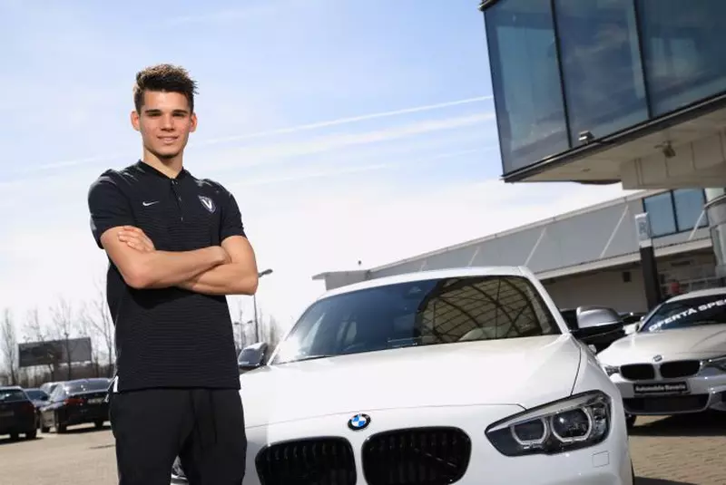 Ianis Hagi, pe vremea când aspira să devină un mare fotbalist.