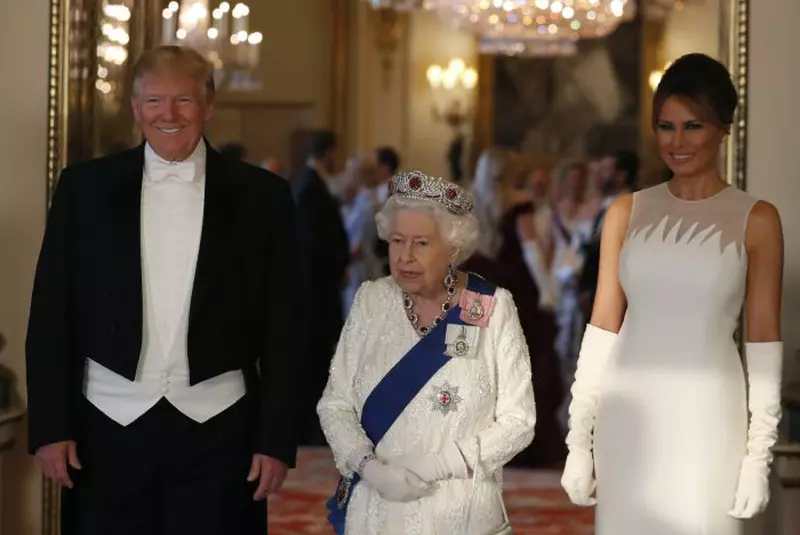 Președintele Americii și Melania Trump vizitează Marea Britanie