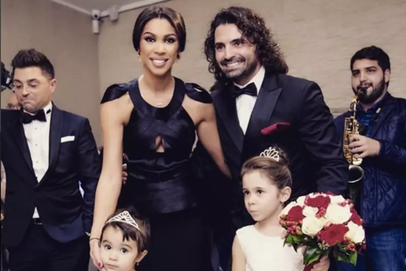 Oana Zăvoranu şi-a găsit fericirea în braţele lui Alex Ashraf