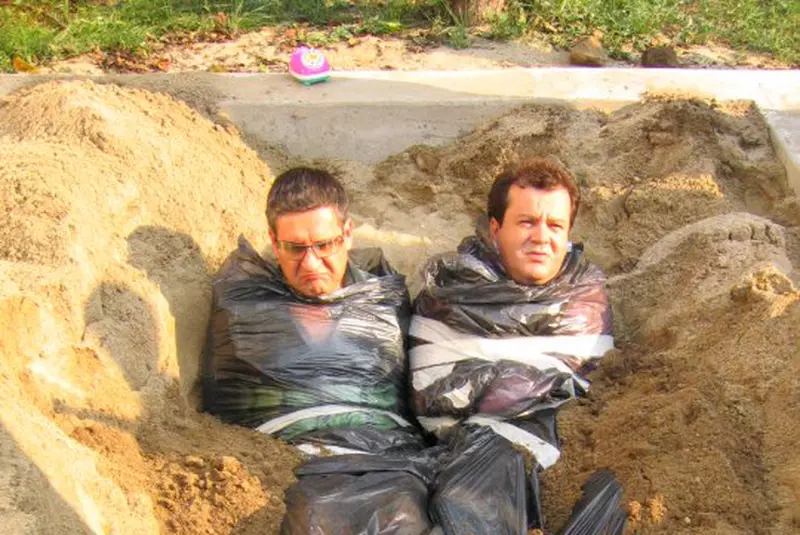 Actorii din producția „La bloc”