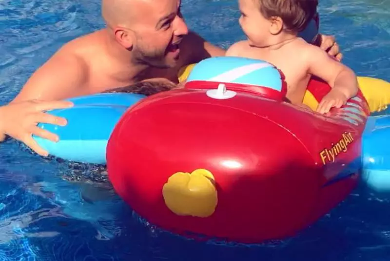 Andrei Stefanescu și familia