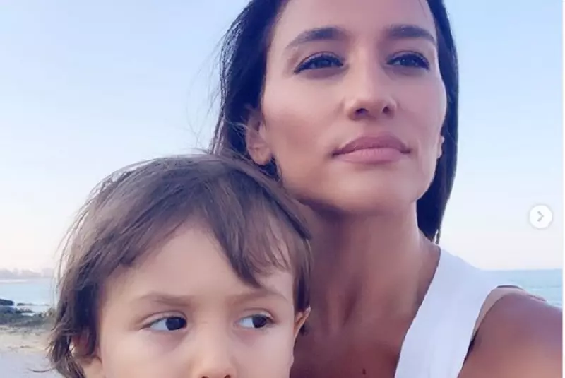 Claudia Patrascanu si copiii la mare 4