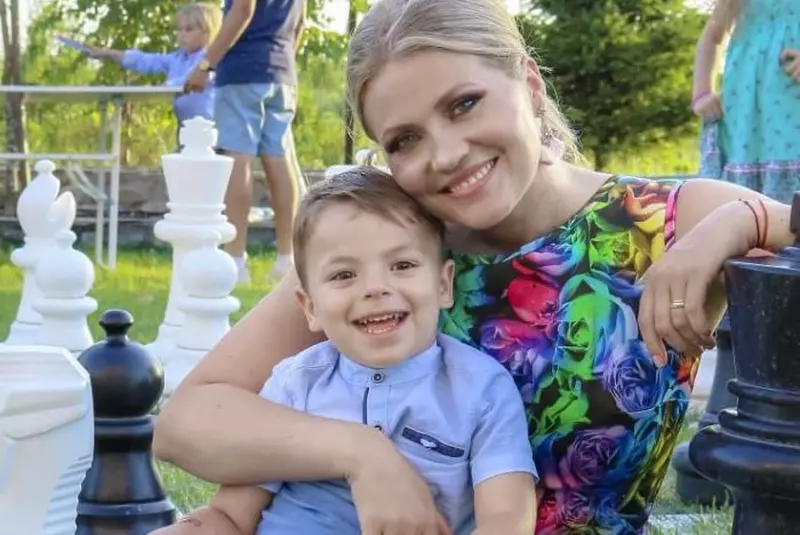 Mirela Vaida, Carla si Vladimir