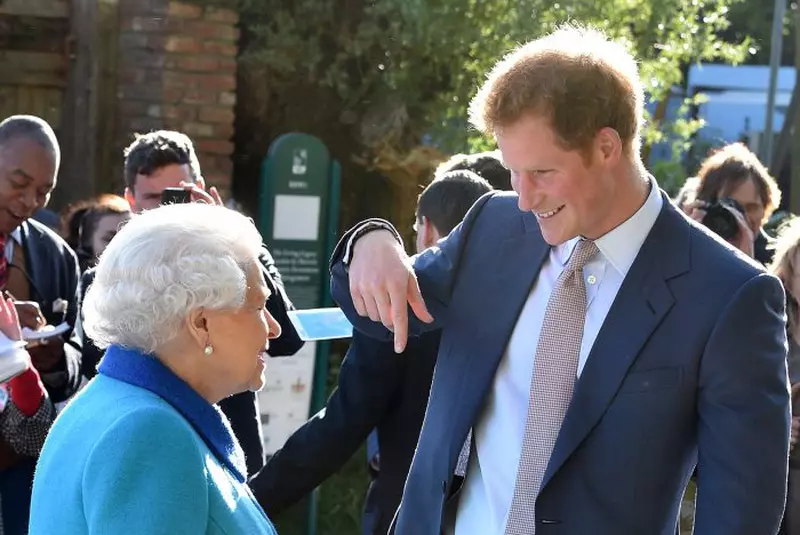 Prințul Harry este nepotul preferat al Reginei Elisabeta a II-a.