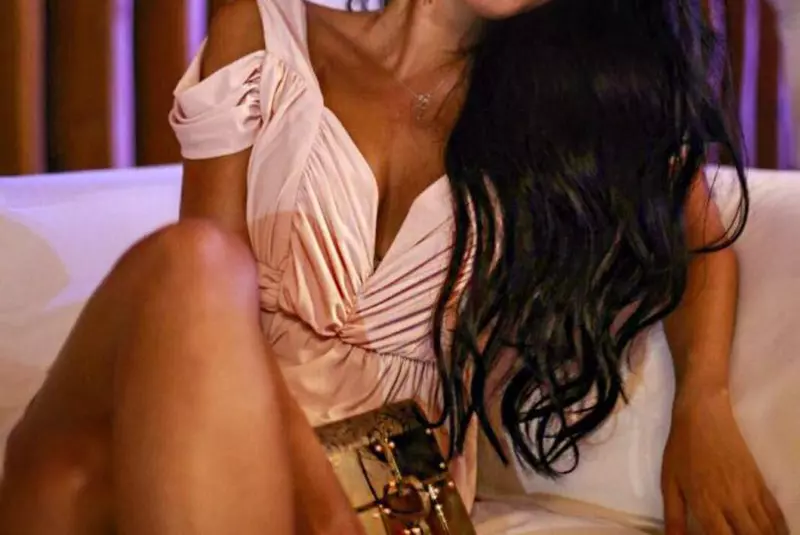 Elena Ionescu divorţează