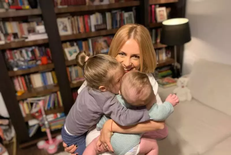 Simona Gherghe a primit acest desen din partea fiicei salle