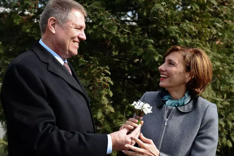 De Ce Nu Au Copii Klaus Iohannis È™i SoÈ›ia Sa Carmen PreÈ™edintele A Explicat Totul Eu Mi AÈ™ Fi Dorit Mai Mult Decat Orice