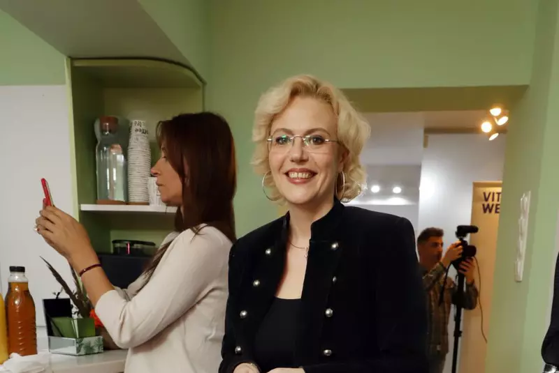 Mircea-Radu-Raluca-Moianu-Andreea-Marin-_i-Cătălin-Măru_ă-2-1024×1024