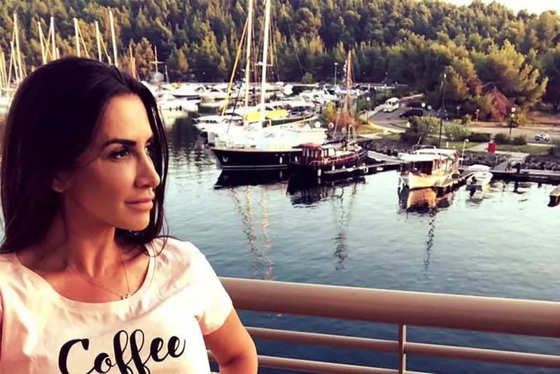 1_mara_banica_si_iubitul_56975200