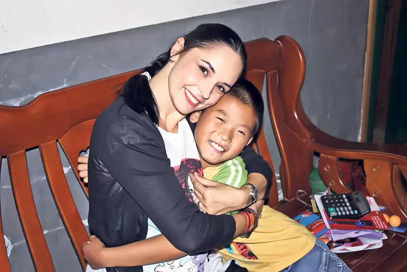 Andreea Marin are doi copii adoptați