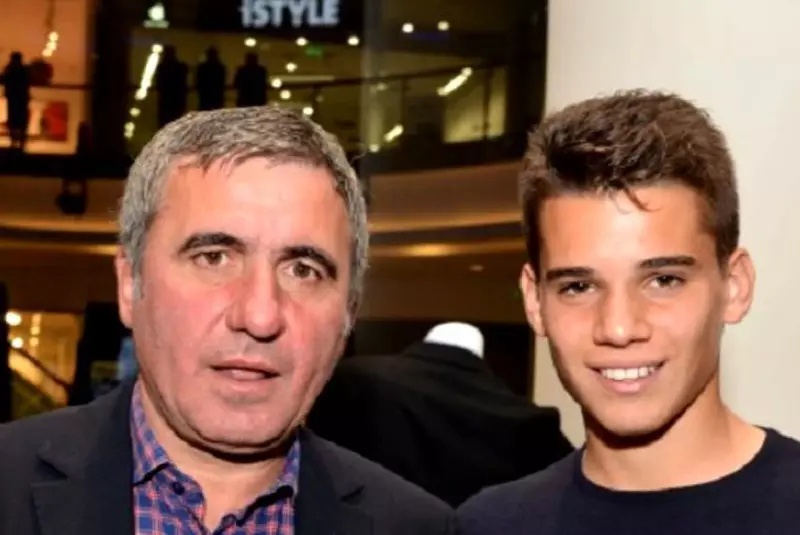 FOTBAL:PROMOVARE CARTE GHEORGHE HAGI CAMPIONII CREEAZA CAMPIONI (26.11.2019)