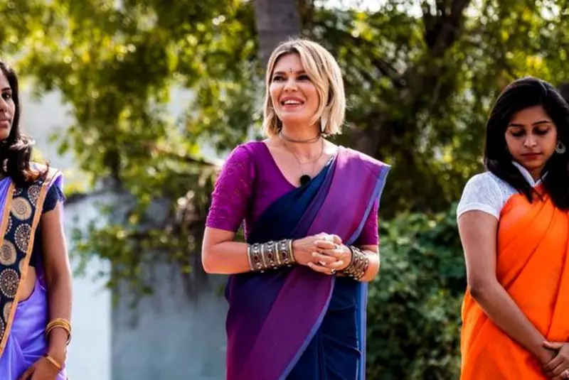 Alexandra-Matei-fiica-lui-Nico-are-cu-ce-să-îi-dea-pe-spate-pe-concurenții-Asia-Express.-Surprinsă-în-timp-ce-dansa-provocator-840×500