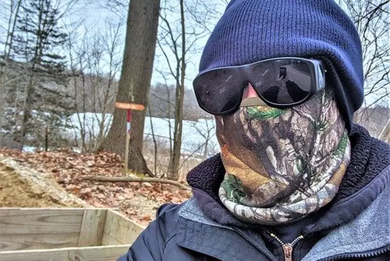 airport-3511342_1280-1