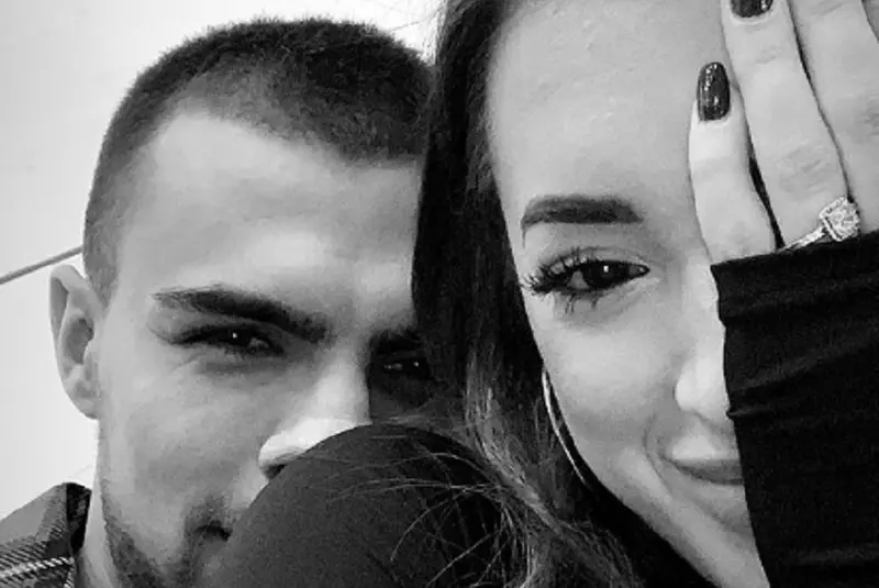 Larisa Iordache A Fost PÄƒrÄƒsitÄƒ De Iubitul Ei La Doar Trei Luni De La LogodnÄƒ Gimnasta