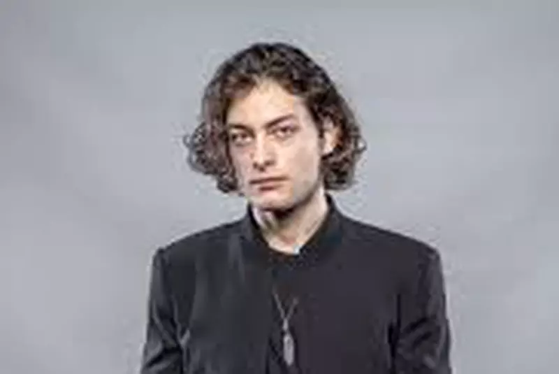 Te-cunosc-de-undeva-800×533