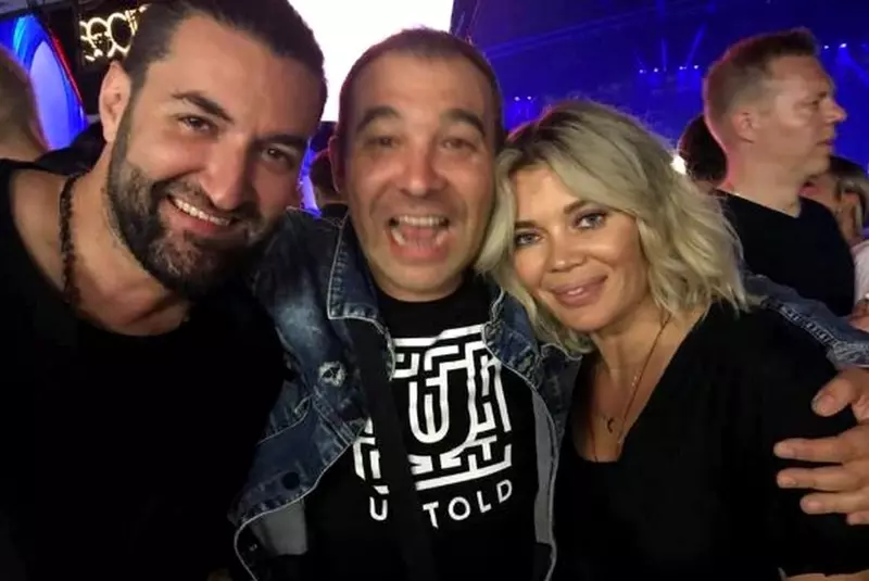 Gina-Pistol-și-Smiley-2