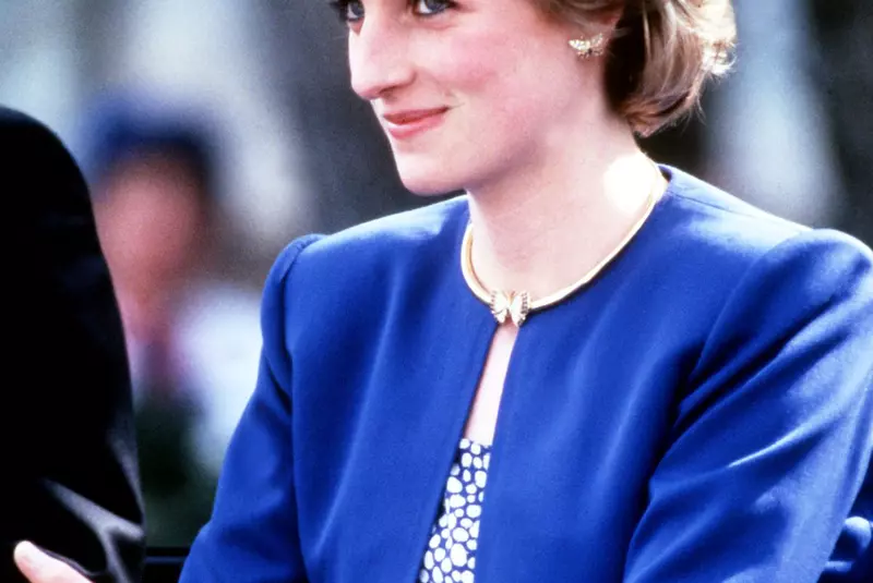 ARCHIVES – LA VOITURE APRES L’ACCIDENT DE LA PRINCESSE DIANA – 1