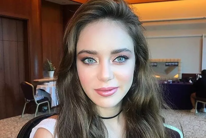 5aa8ddf6c9de3d1b780851c2