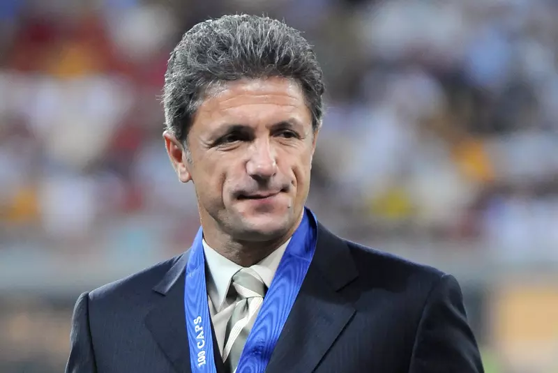 SEARA CAMPIONILOR – MECI CARITABIL – CONFERINTA