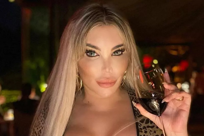 Jessica-Alves-papusa-Ken-1