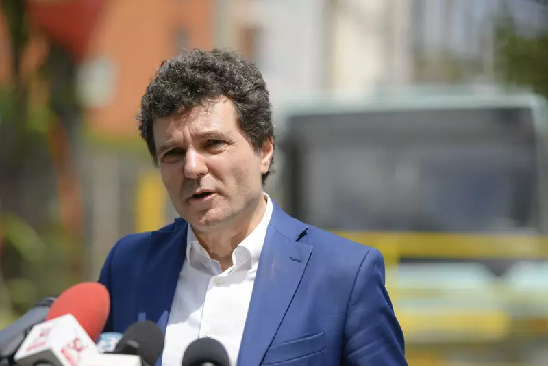 BUCURESTI – CONFERINTA DE PRESA – NICUSOR DAN – CATALIN DEACONES